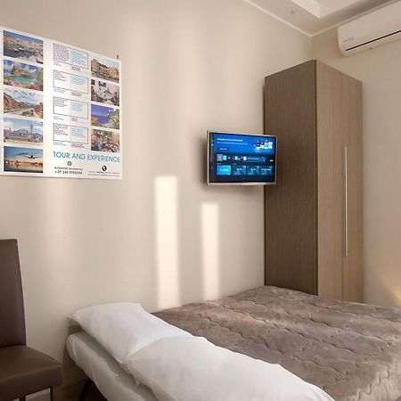 Bed and Breakfast Residenza Suarez à Naples Extérieur photo